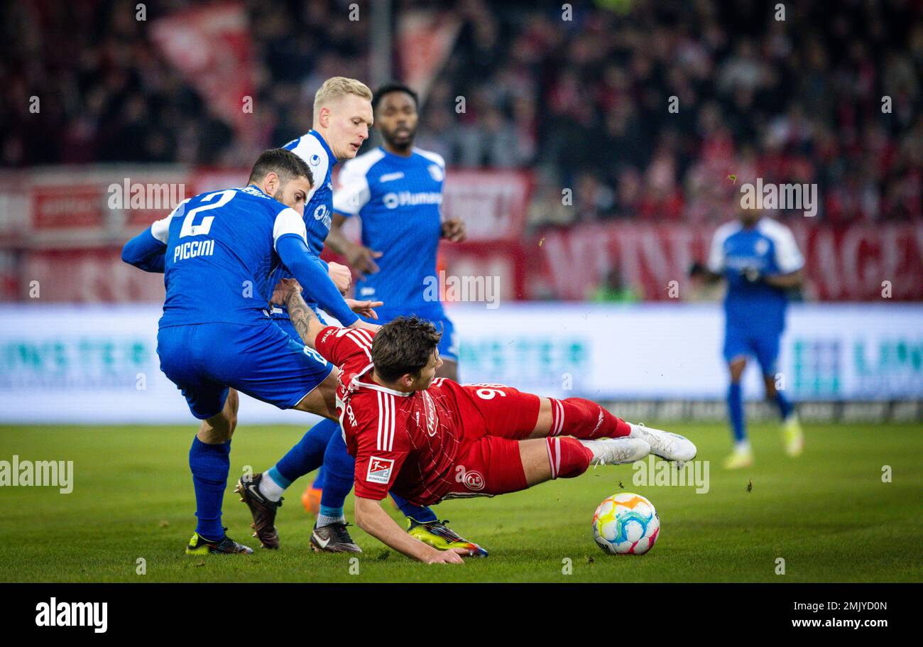 Düsseldorf, Deutschland. 27. Januar 2023. Cristiano Piccini, Julian Rieckmann (FCM), Dawid Kownacki (F95) Fortuna Düsseldorf - 1. FC Magdeburg Bundesliga Stockfoto