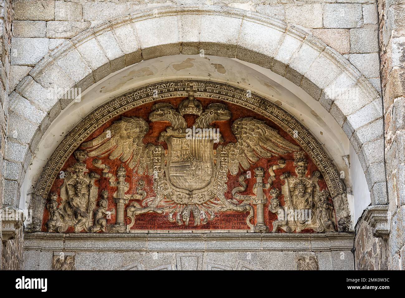 Stadtsymbol im Bisagra-Tor, Eingang zur Stadt Toledo Stockfoto