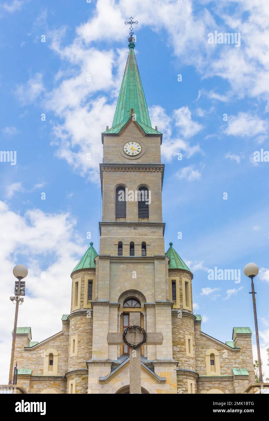 Turm der Heiligen Familienkirche in Zakopane, Polen Stockfoto