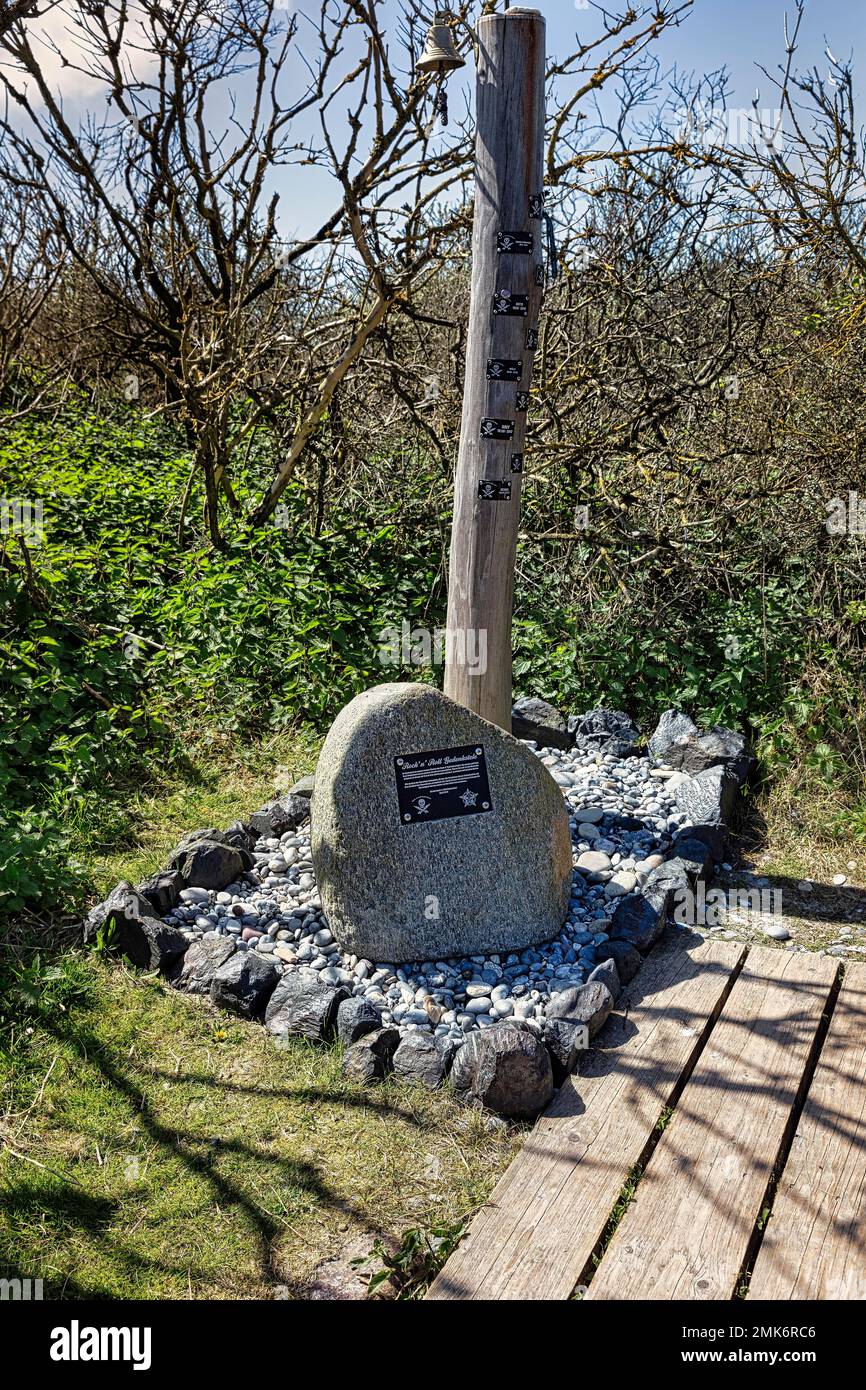 Rock 'n' Roll-Denkmal, Stele, Gedenkstein, Friedhof der Namenlosen, Insel Duene, Helgoland, Schleswig-Holstein, Deutschland Stockfoto