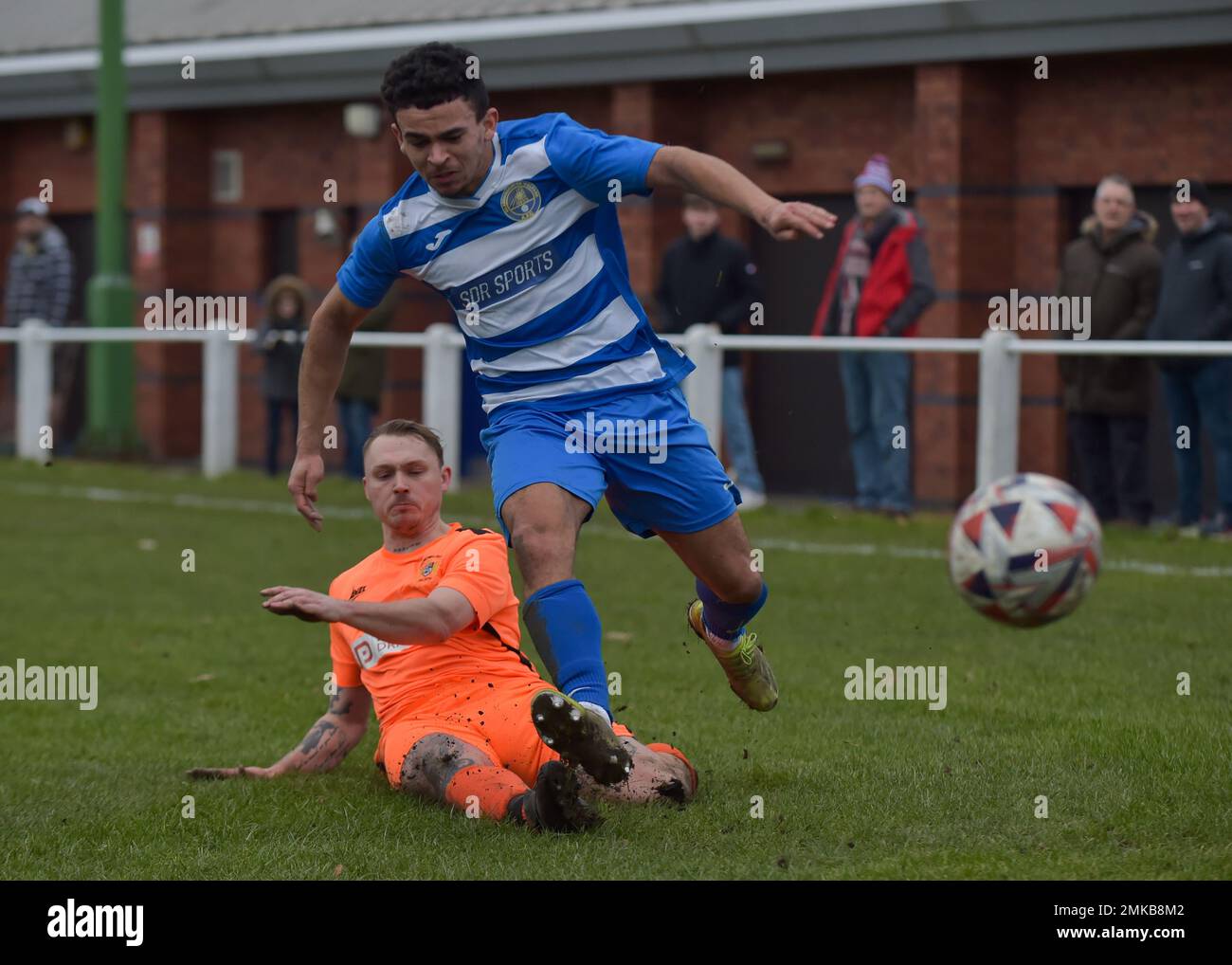 Glasshoughton, West Yorkshire, Großbritannien. 28. Januar 2023. Toolstation Northern Counties East League Division One, Glasshoughton Welfare AFC gegen Athersley Recreation am 28. Januar 2023 im Lee Johnston Signage Stadium, Glasshoughton, West Yorkshire UK Photo Credit Craig Cresswell Photography Credit: Craig Cresswell/Alamy Live News Stockfoto