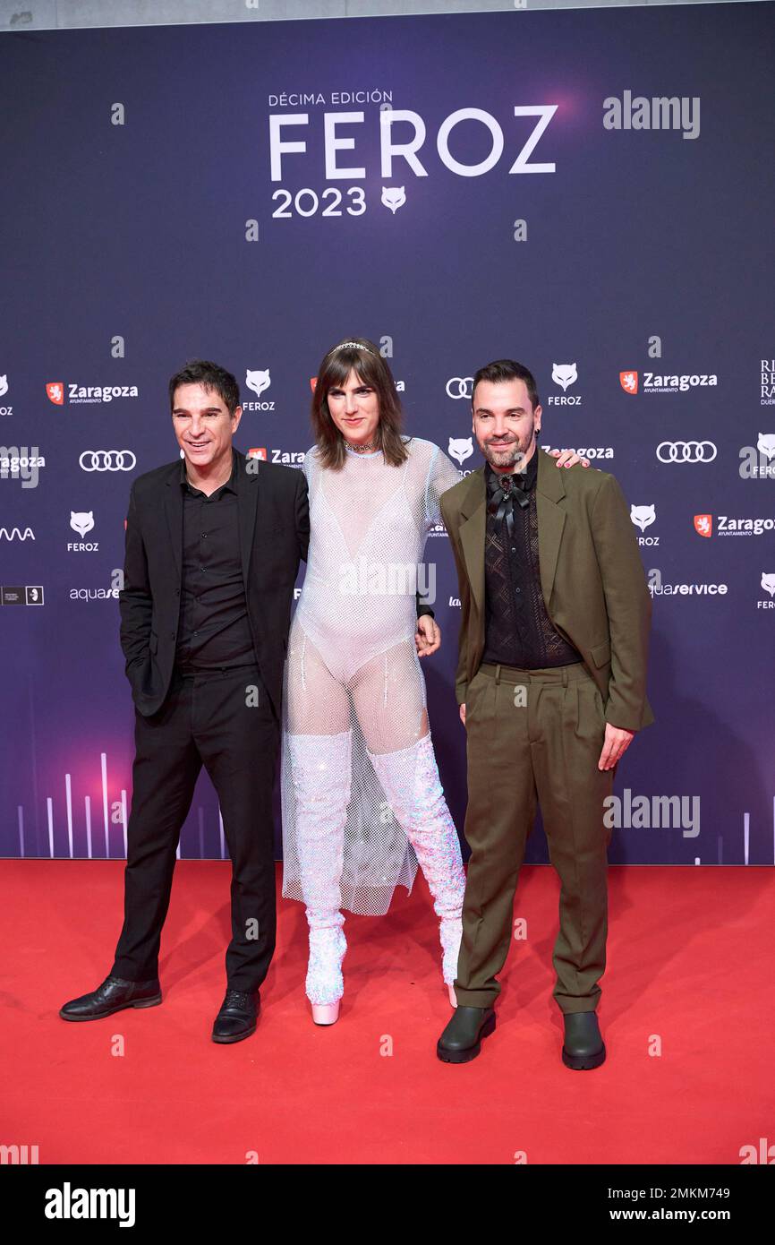 Raphaelle Perez, Adrian Silvestre, Javier Perez Santana nimmt am 28. Januar 2023 in Saragossa, Spanien, an den Feroz Awards 2023 - Roter Teppich im Auditorium Teil. Foto von ABACAPRESS.COM Stockfoto