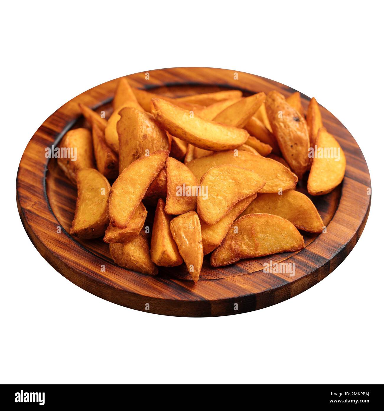 Teil der gebackenen Kartoffelkeile auf Holzteller Stockfoto