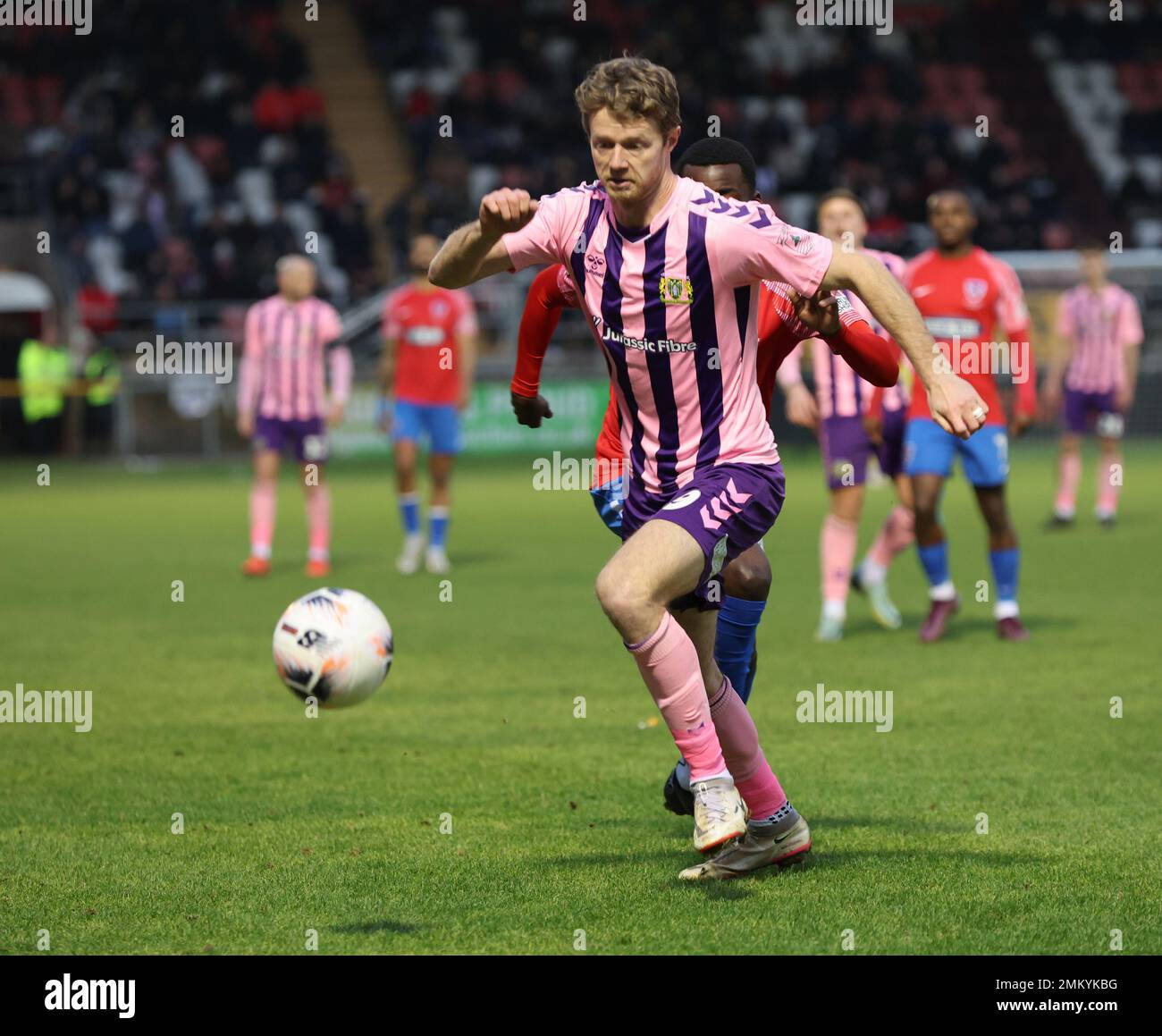 Alex Fisher aus Yeovil Town während eines Spiels der National League zwischen Dagenham und Redbridge gegen Yeovil Town in der Victoria Road, Dagenham, am 28. Januar Stockfoto