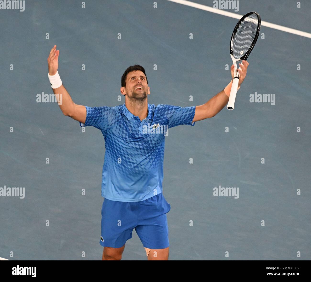 Melbourne, Australien. 29. Januar 2023. Australian Open 2023 Melbourne Park Day 14 29./01/2023. Novak Djokovic (SRB) feiert den Sieg der Mens Singles mit dem letzten Gutschein: Roger Parker/Alamy Live News Stockfoto