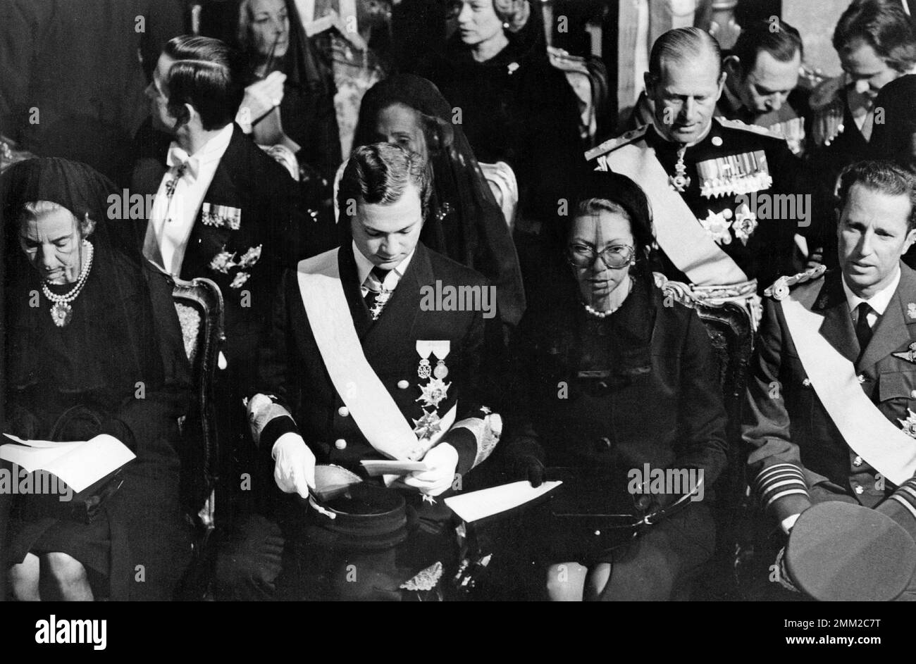 Carl XVI Gustaf, König von Schweden. Geboren am 30. april 1946. Am 25. september 1973 bei der Beerdigung seines Großvaters König Gustaf VI. Adolf. Bei der Beerdigung war auch Königin Ingrid von Dänemark, Prinz Philip, der Herzog von Edinburgh. Stockfoto