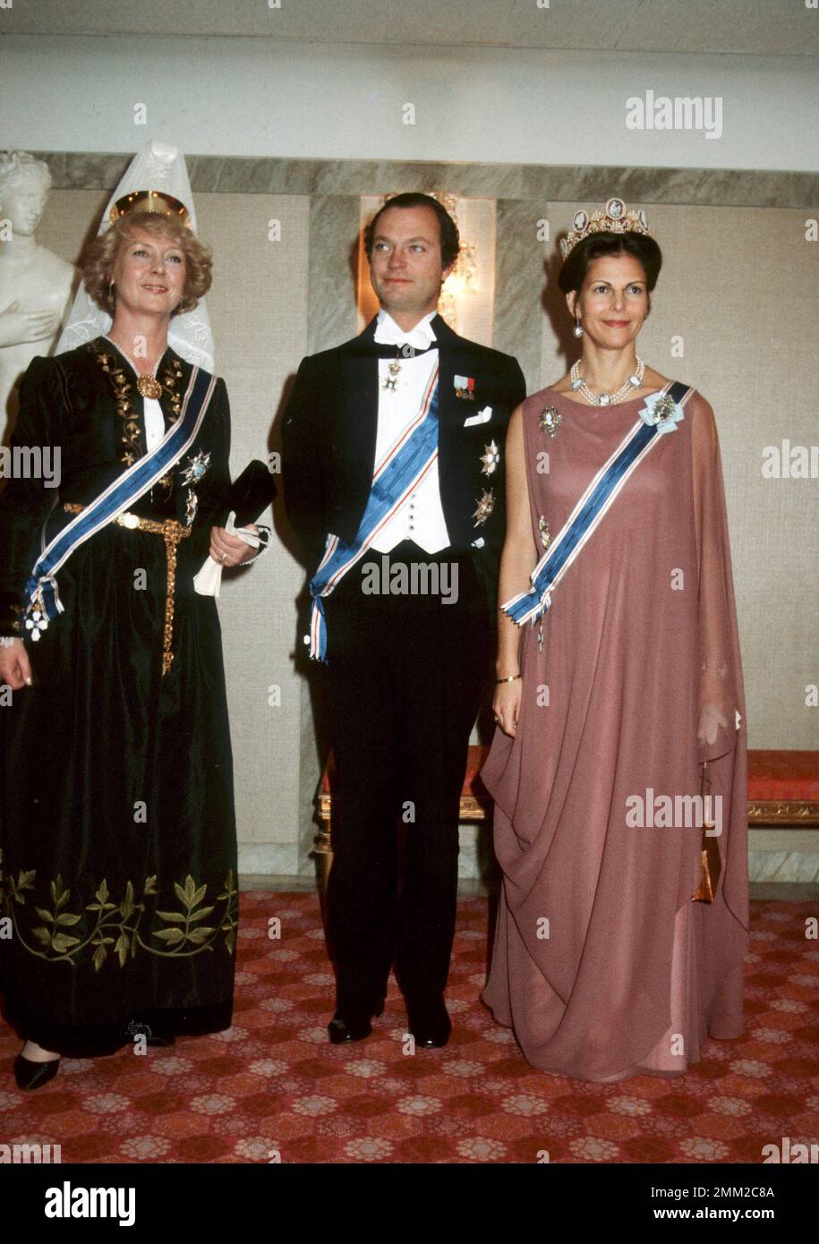 Carl XVI Gustaf, König von Schweden. Geboren am 30. april 1946. König Carl XVI Gustaf und Königin Silvia während eines Besuchs in Island 1982. Stockfoto