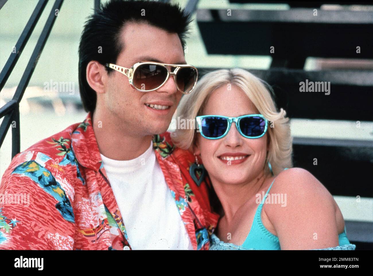 CHRISTIAN SLATER und PATRICIA ARQUETTE in ECHTER ROMANTIK 1993 Regisseur TONY SCOTT geschrieben von Quentin Tarantino und (nicht gutgeschrieben) Roger Avary Kostümdesign Susan Backer Musik Hans Zimmer Morgan Creek Entertainment / Davis-Films / August Entertainment / Miramax / Sterling MacFadden / True Romance Productions Stockfoto