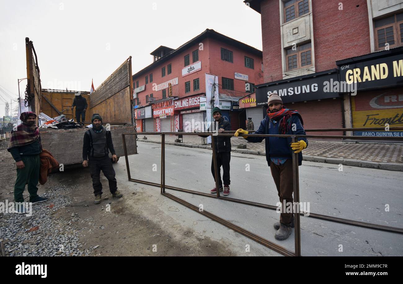 Srinagar, Indien. 29. Januar 2023. Arbeit während des "Bharat Jodo Yatra"-marsches am 29. Januar 2023 in Srinagar, Südkaschmir. (Foto von Mubashir Hassan/Pacific Press) Kredit: Pacific Press Media Production Corp./Alamy Live News Stockfoto