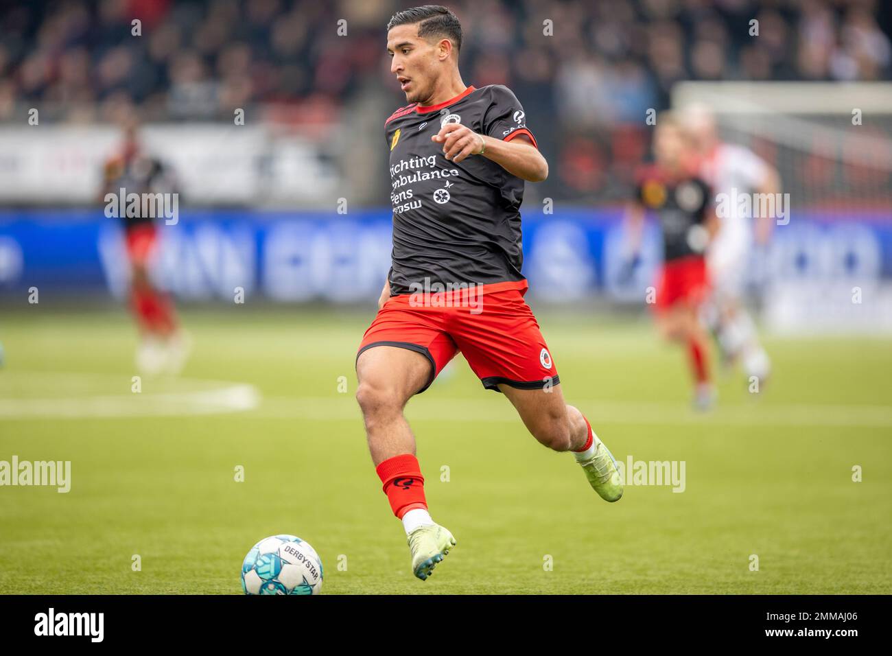 ROTTERDAM, NIEDERLANDE - JANUAR 29: Couhaib Driouech von Excelsior Rotterdam während des niederländischen Eredivisie-Spiels zwischen Excelsior Rotterdam und Ajax im Van Donge & De Roo-Stadion am 29. Januar 2022 in Rotterdam, Niederlande (Foto von Peter van der Klooster/Alamy Live News) Stockfoto