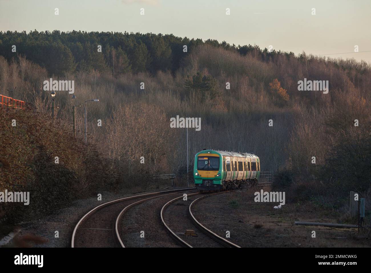 East Midlands Railway Klasse 170 Turbostar Train 170923 in Shirebrook auf der Robin Hood Line, Nottinghamshire, Großbritannien Stockfoto