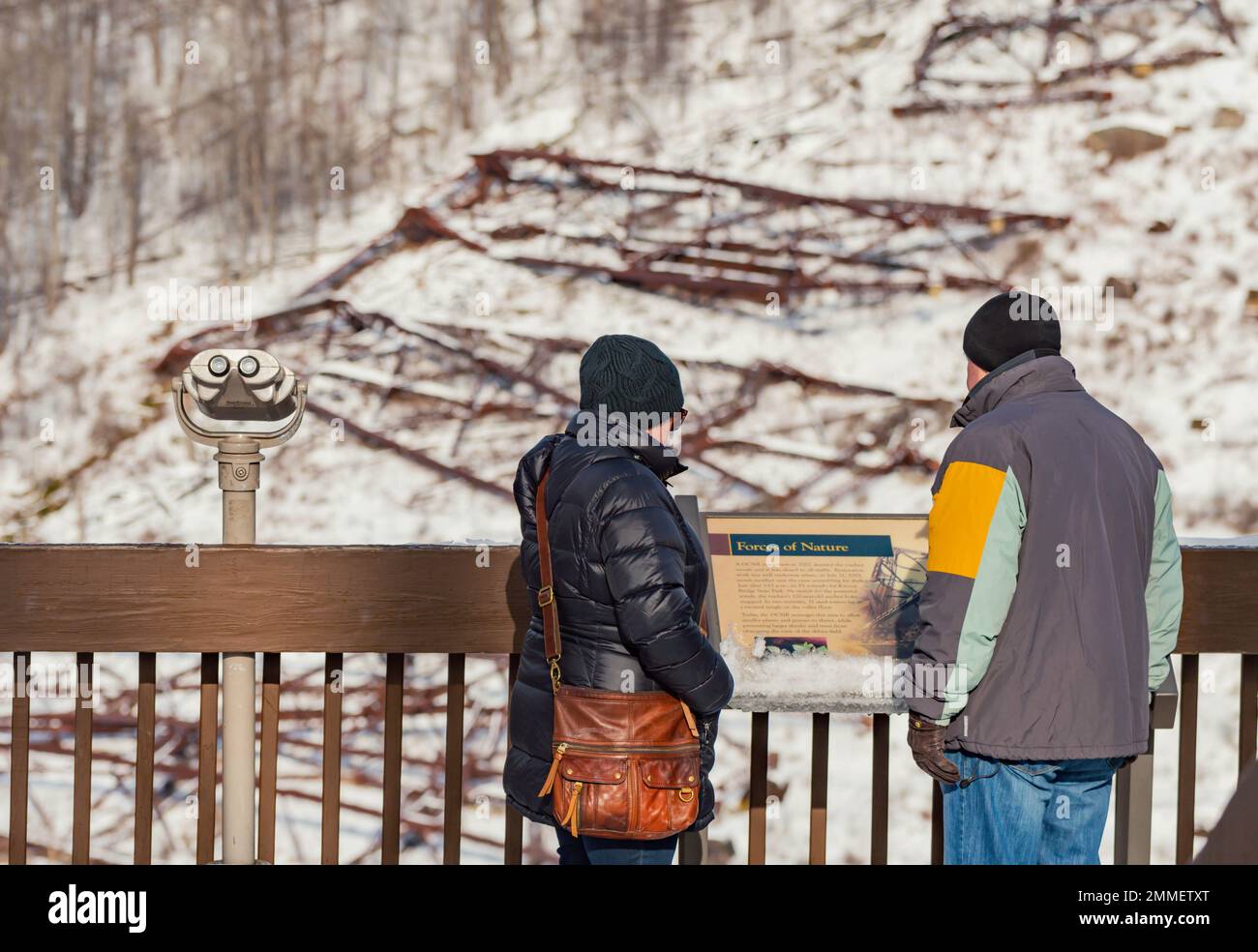 Winteraktivitäten Kinzua Brücke Alleghany National Forest Wintersaison kalter Schnee Stockfoto