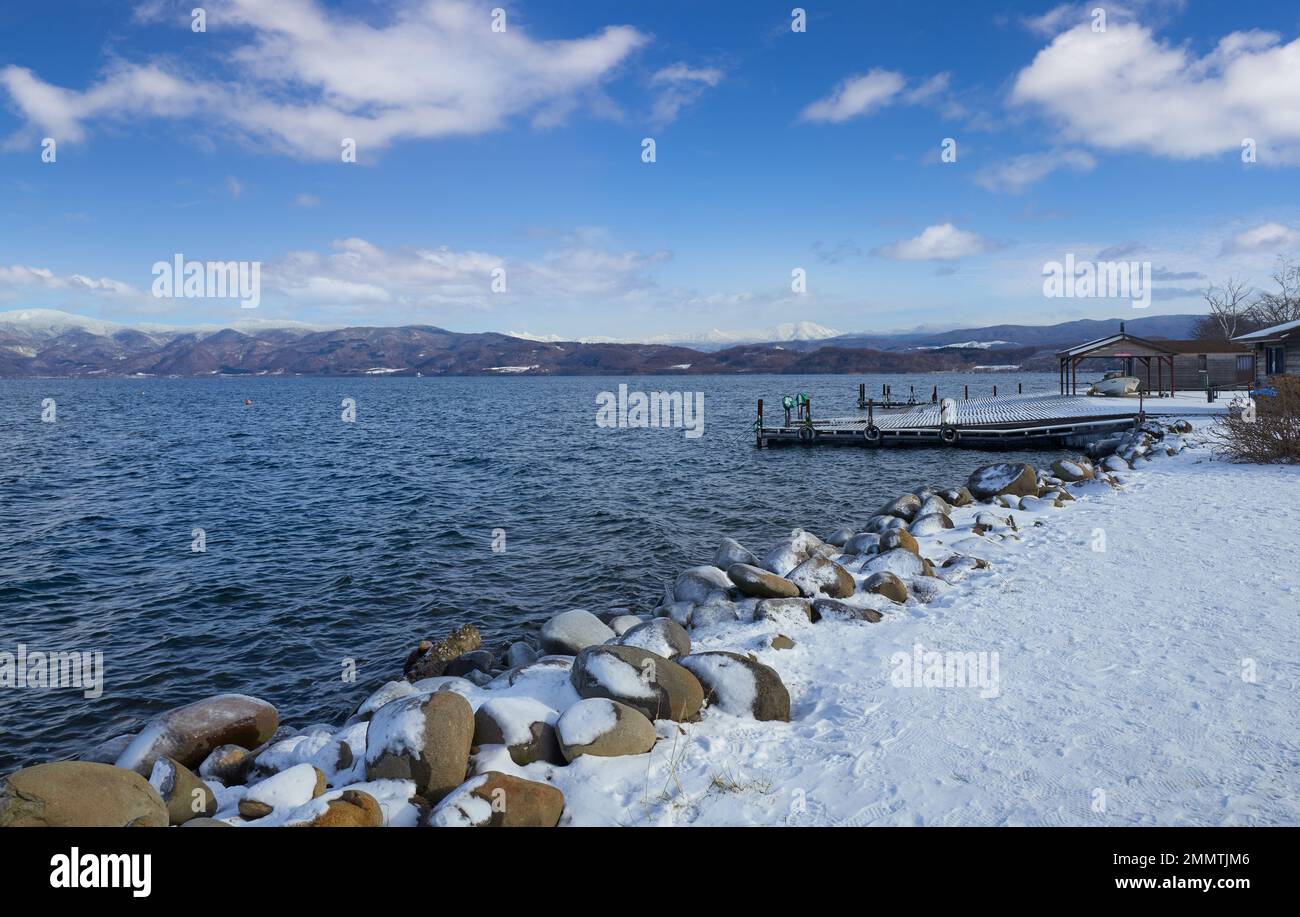 Winterblick, Toya-See in Toyako, Hokkaido, Japan Stockfoto