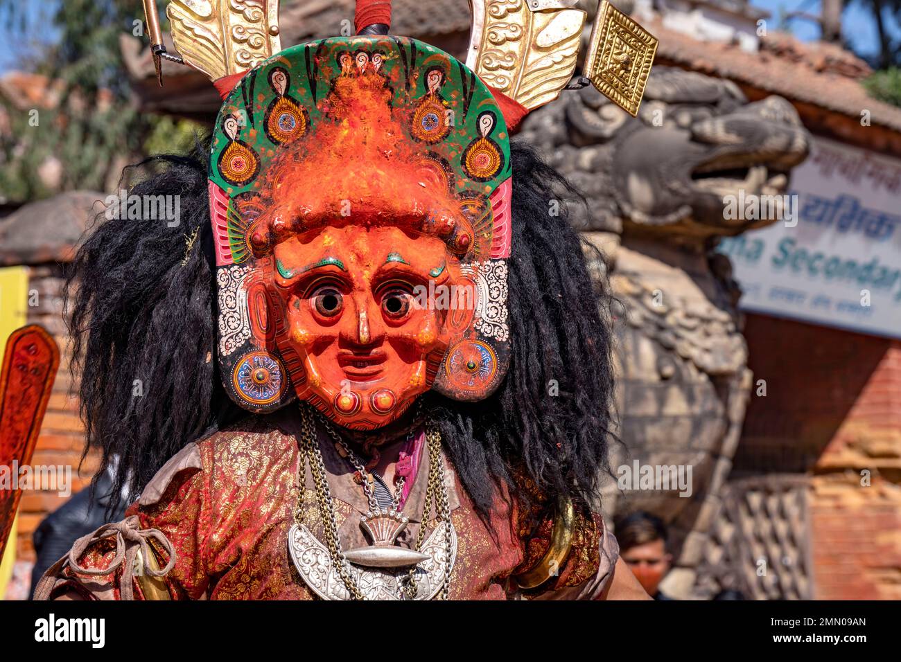 Nepal, Kathmandu-Tal, die Stadt Bhaktapur, die von der UNESCO zum Weltkulturerbe erklärt wurde, Feiern und Tänze zu Ehren der Göttin Durga Stockfoto