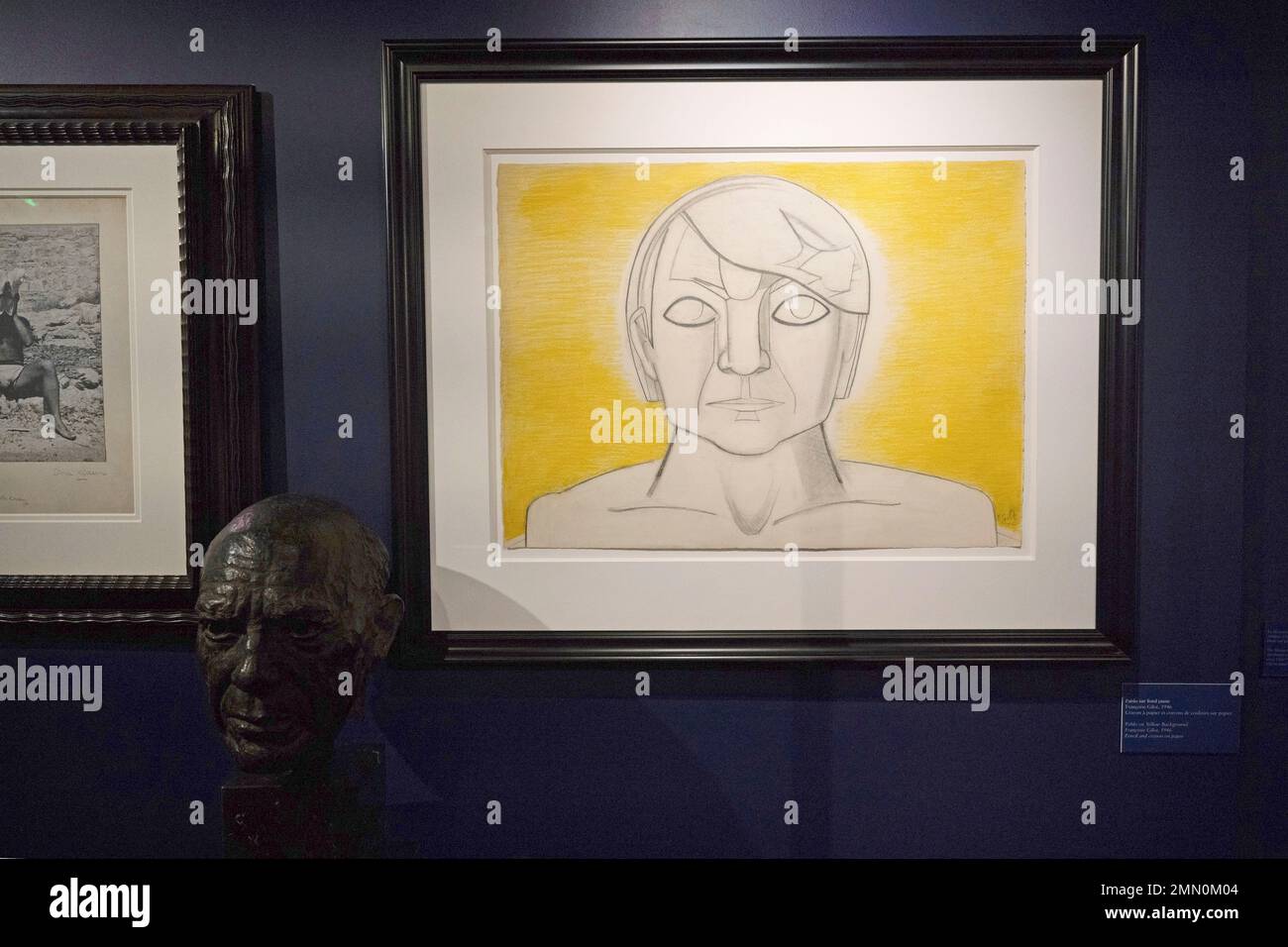Frankreich, Alpes Maritimes, Mougins, Mougins Classical Art Museum, Pablo auf gelbem Hintergrund, Porträt von Picasso von Francoise Gilot, Bleistift und Buntstifte auf Papier Stockfoto