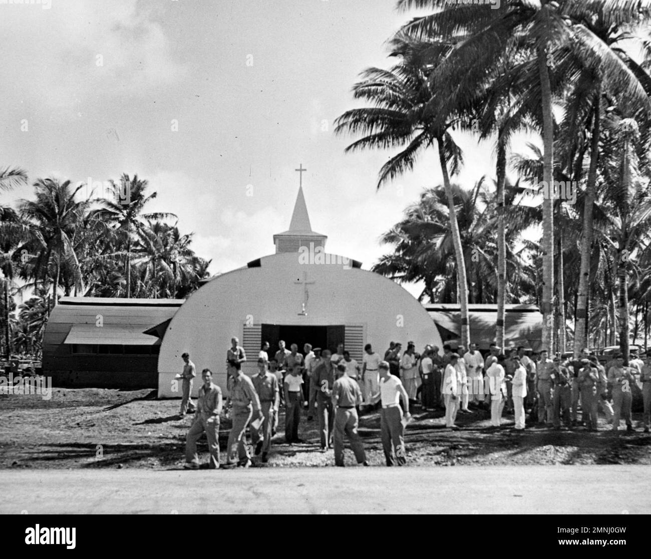 USA Navy Fleet Hospital 115, Guam. Vor der Kapelle, 1. Juli 1945 Stockfoto