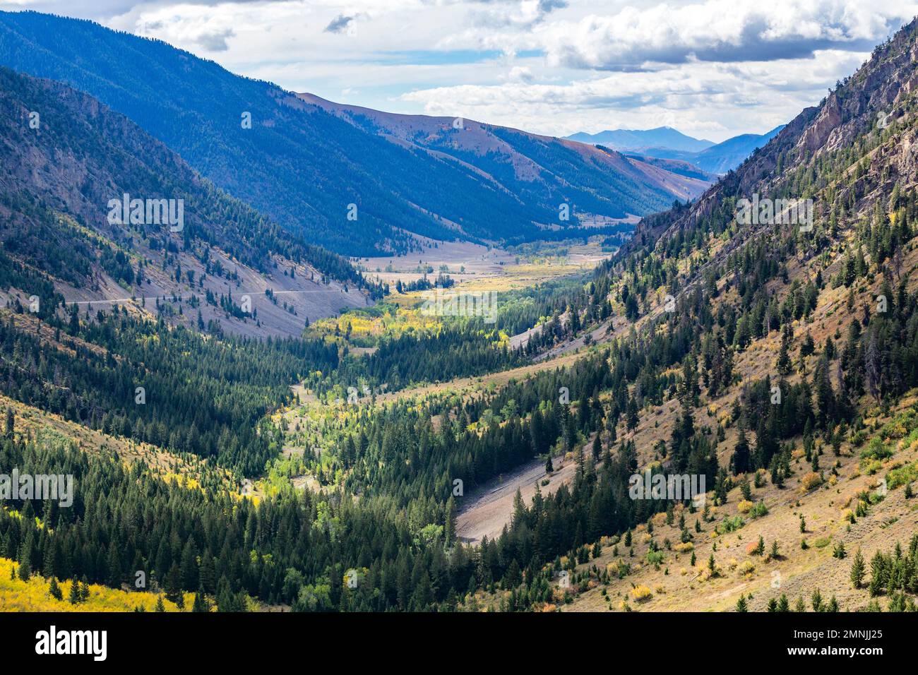 USA, Idaho, Sun Valley, Wanderweg im malerischen Tal Stockfoto