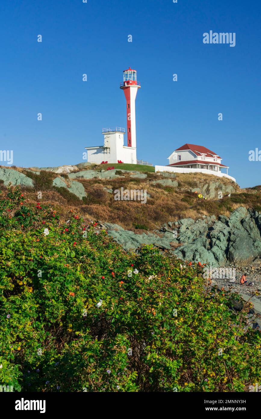 Der Leuchtturm von Cape Forchu in der Nähe von Yarmouth, Nova Scotia, Kanada. Stockfoto