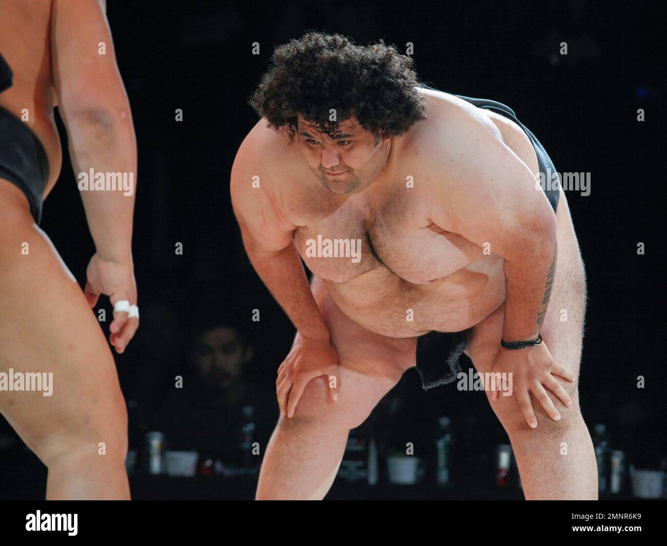 World champion sumo wrestler Ramy Elgazar participates in a "Sumo and Sushi" culinary experience hosted by Megu restaurant at Playstation Theater on Sunday, March 4, 2018, in New York. (Photo by Andy Kropa/Invision/AP) Stockfoto