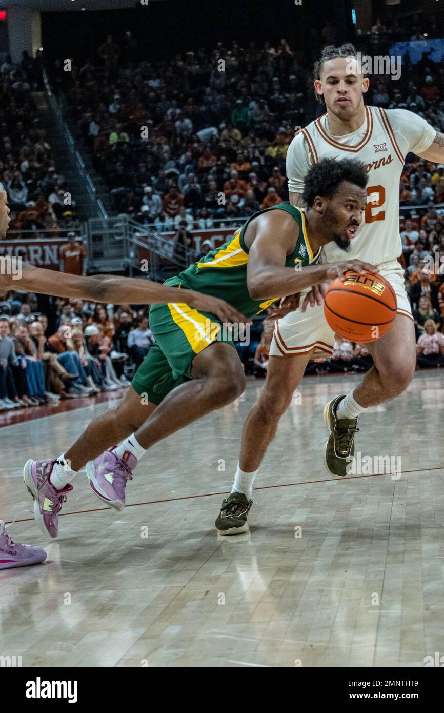 30. Januar 2023. LJ Cryer Nr. 4 der Baylor Bears in Aktion gegen die Texas Longhorns im Moody Center. Texas besiegt Baylor 76-71. Stockfoto