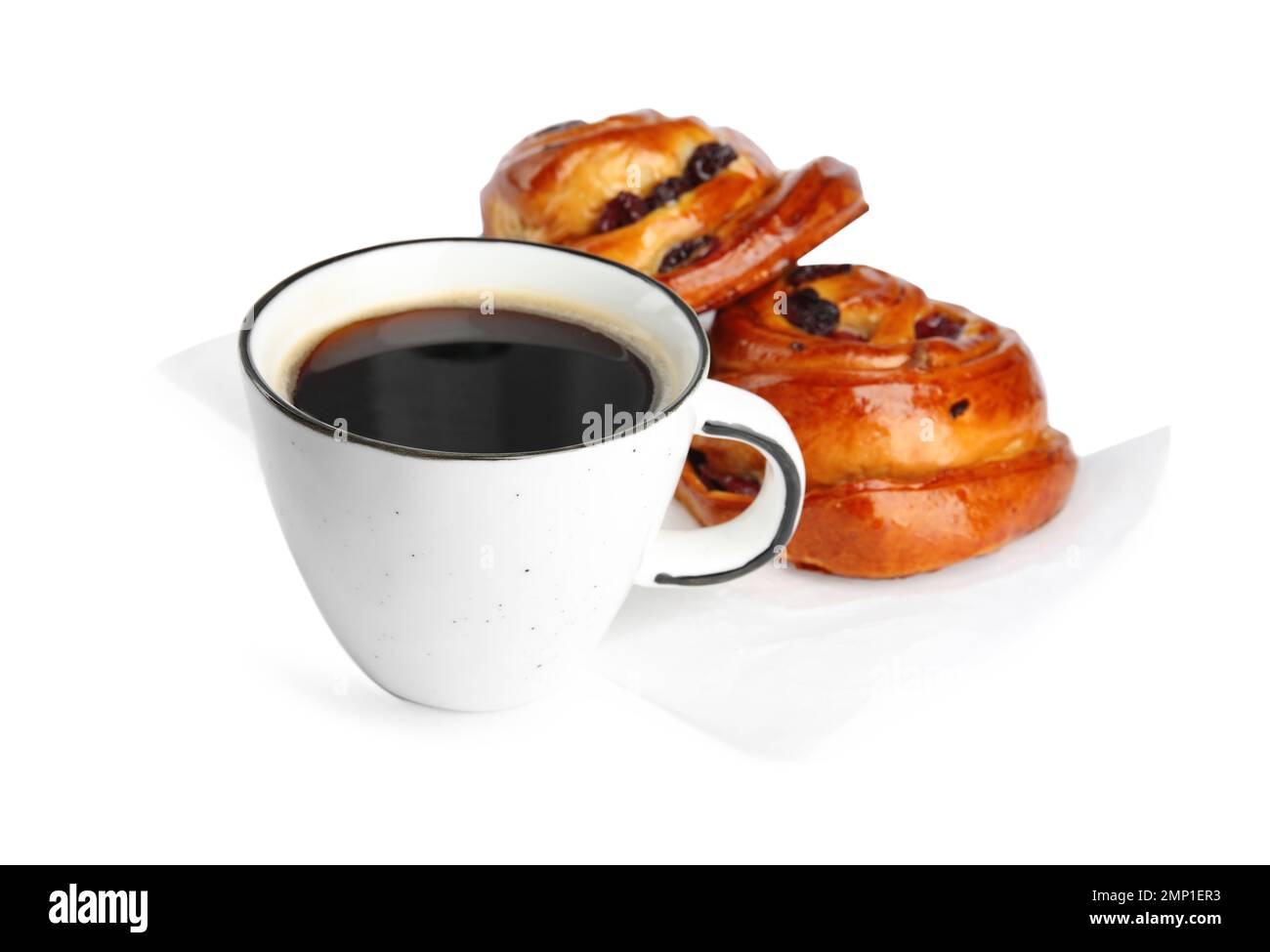 Köstliches Gebäck und Kaffee auf weißem Hintergrund Stockfoto