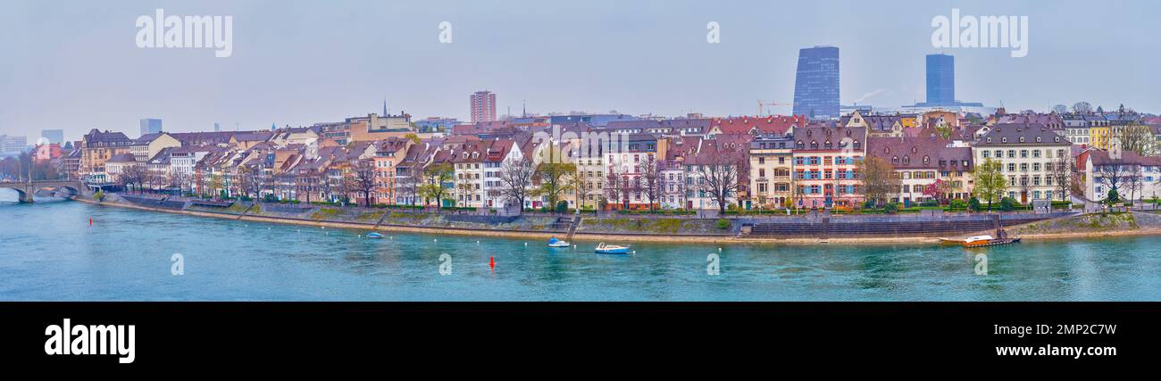 Panorama des Stadtteils Kleinbasel und des Rheinufers, Basel, Schweiz Stockfoto