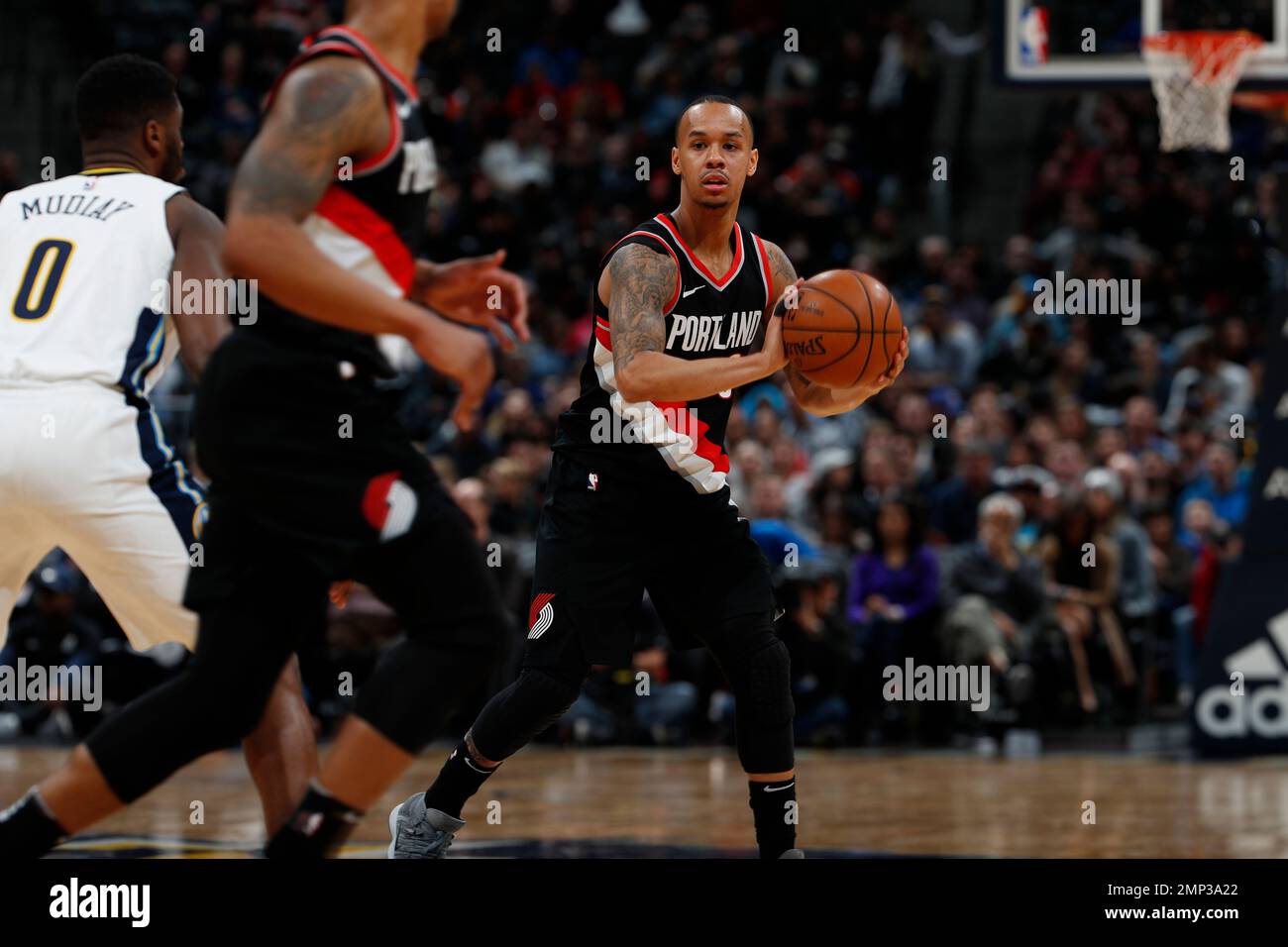 Portland Trail Blazers guard Shabazz Napier (6) in the second half of an NBA basketball game Monday, Jan. 22, 2018, in Denver. The Nuggets 104-101. (AP Photo/David Zalubowski) Stockfoto