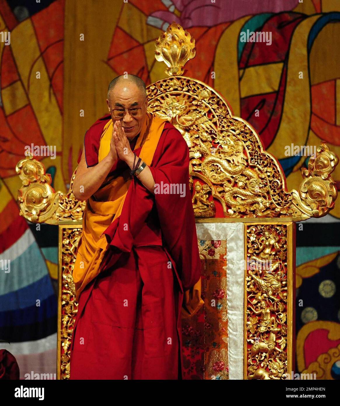 Exklusiv!! Der politische und spirituelle Führer Tibets, der Dalai Lama, nimmt an einem Tenshug 