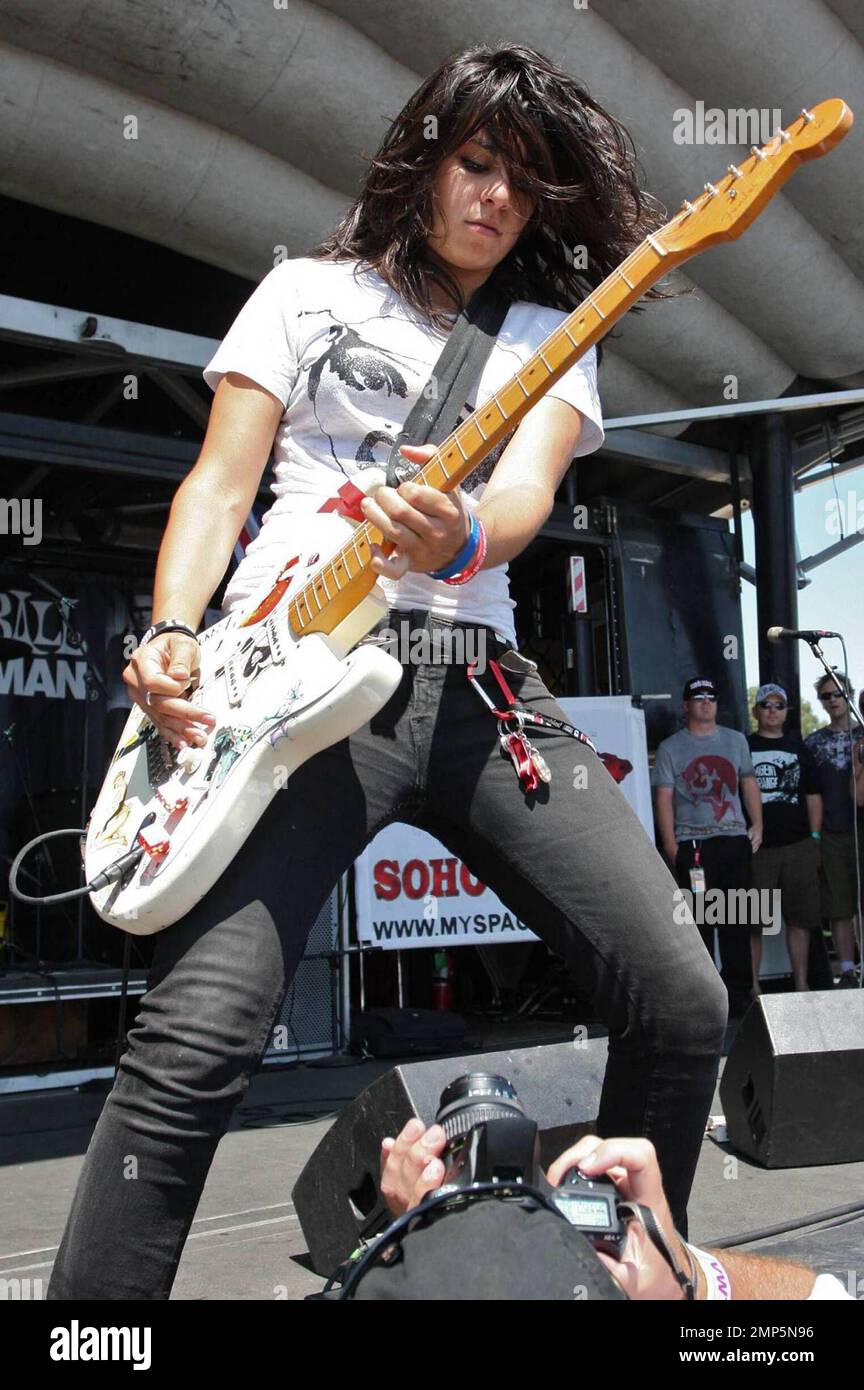 Die Tat tritt im Rahmen der Vans Warped Tour 2009 im Home Depot Center auf. Los Angeles, Kalifornien. 8/23/09. Stockfoto