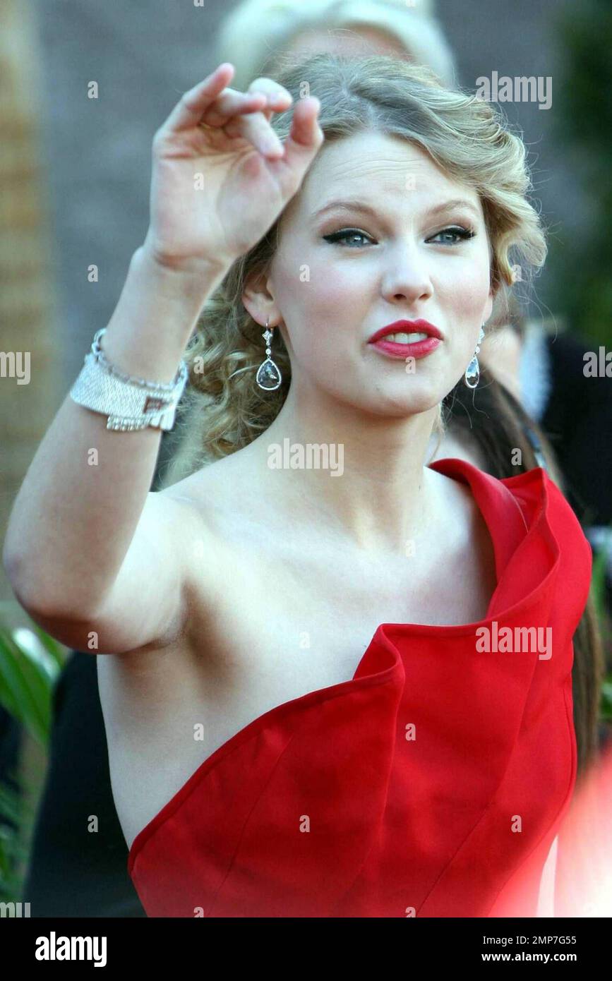 MAVRIXONLINE.COM Taylor Swift kommt bei den Academy of Country Music Awards im MGM Grand an. Las Vegas, Nevada 04/05/2009. Für die Verwendung von Bildern müssen Gebühren vereinbart werden. Verfasserzeile, Kredit, TV-Nutzung, Webnutzung oder Linkback muss MAVRIXONLINE.COM lauten. Wenn Sie nicht korrekt schreiben, wird die vereinbarte Gebühr verdoppelt. Tel.: 305 542 9275 oder 954 698 6777. Stockfoto