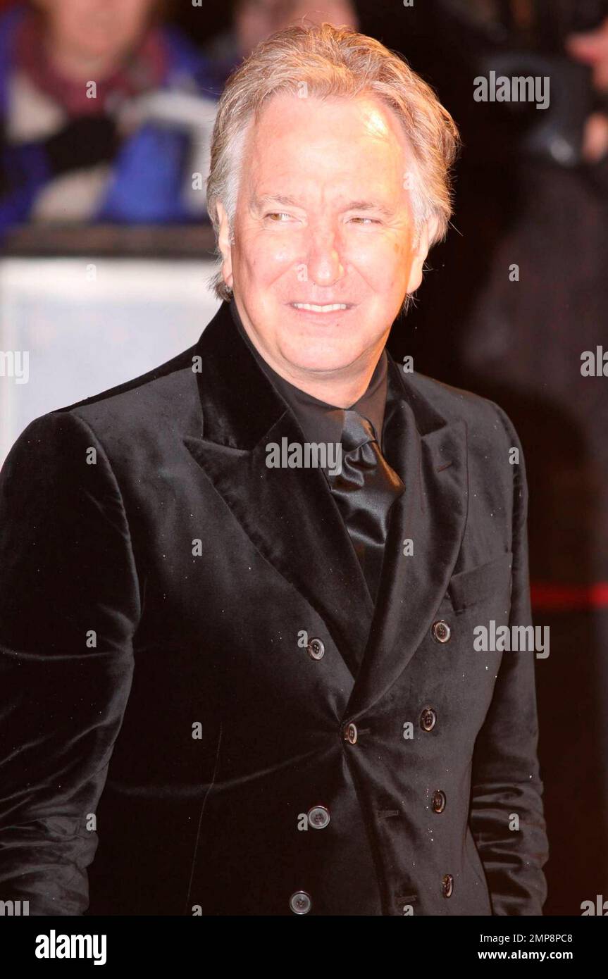 Alan rickman alice in wonderland -Fotos und -Bildmaterial in hoher ...