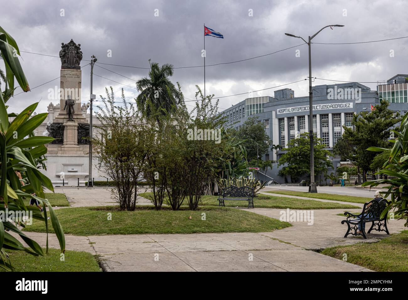 Garten vor dem Denkmal für José Miguel Gómez, Avenue der Präsidenten, Vedado, Havanna, Kuba Stockfoto