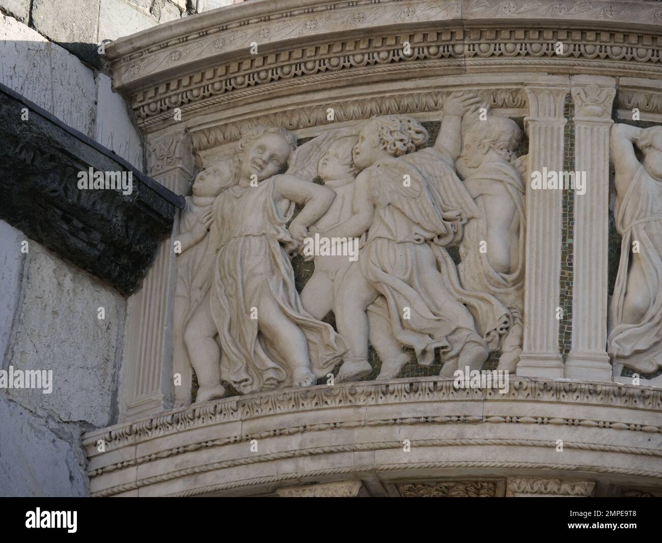 Pulpito di Michelozzo e Donatello, Esterno Duomo di Prato (Italia