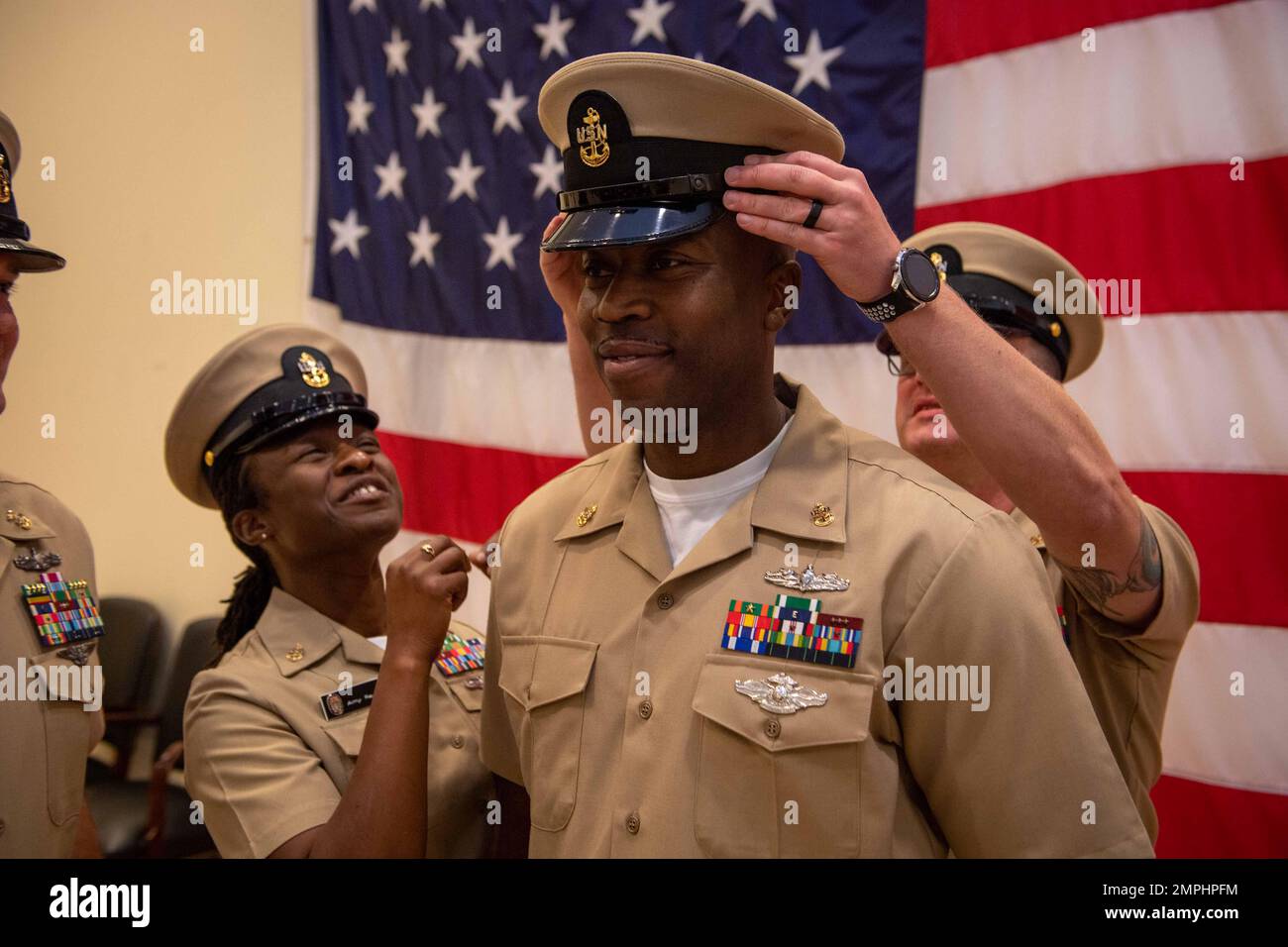 SURFLANT Pins Neueste Chief Petty Officers Stockfoto