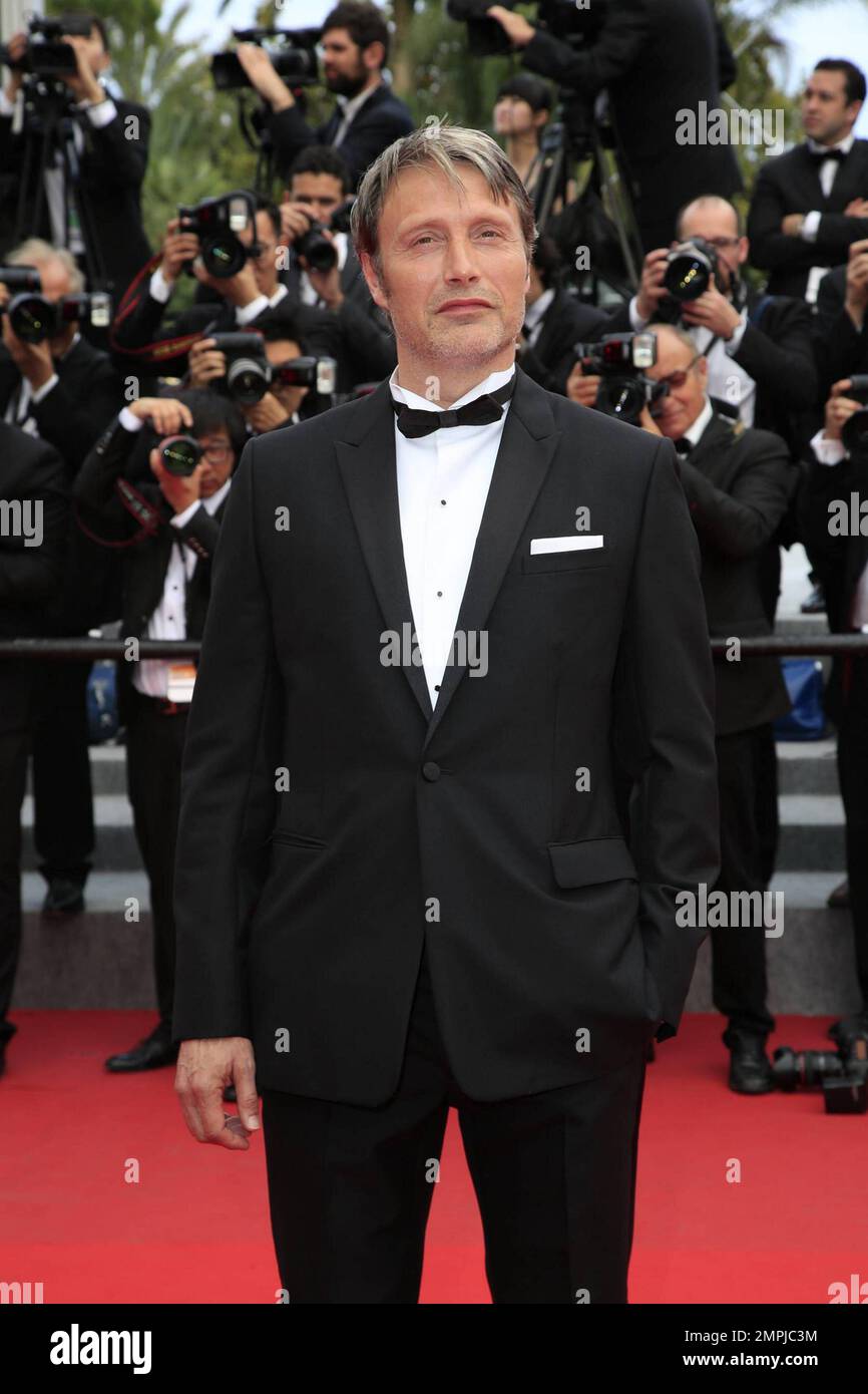 Mads Mikkelsen bei der Abschlusszeremonie und „Le Glace et Le Ciel“ Premiere beim jährlichen Filmfestival 68. in Cannes im Palais des Festivals in Cannes, Frankreich. 24. Mai 2015. Stockfoto
