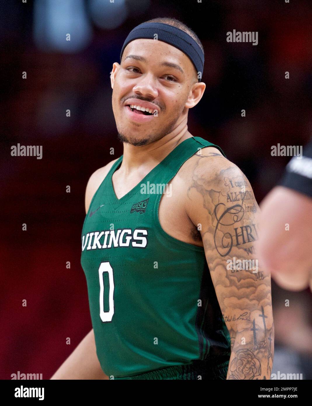 Portland State guard Bryce Canda during the first half of an NCAA college basketball game during the Phil Knight Invitational tournament in Portland, Ore., Friday, Nov. 24, 2017. (AP Photo/Craig Mitchelldyer) Stockfoto