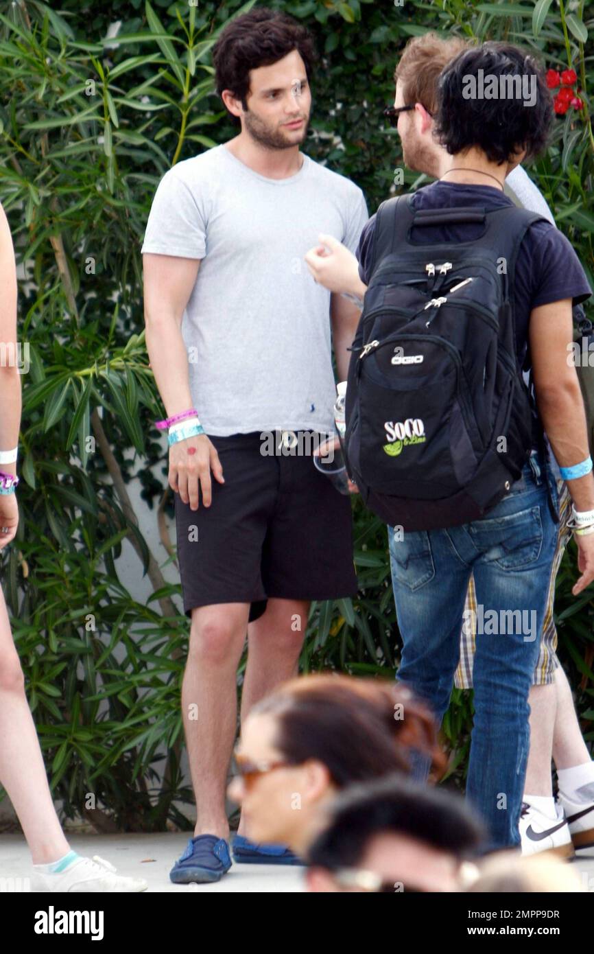 „Gossip Girl“-Star Penn Badgley am dritten Tag des Coachella Music and Arts Festivals. Indio, Kalifornien. 4/18/10. Stockfoto