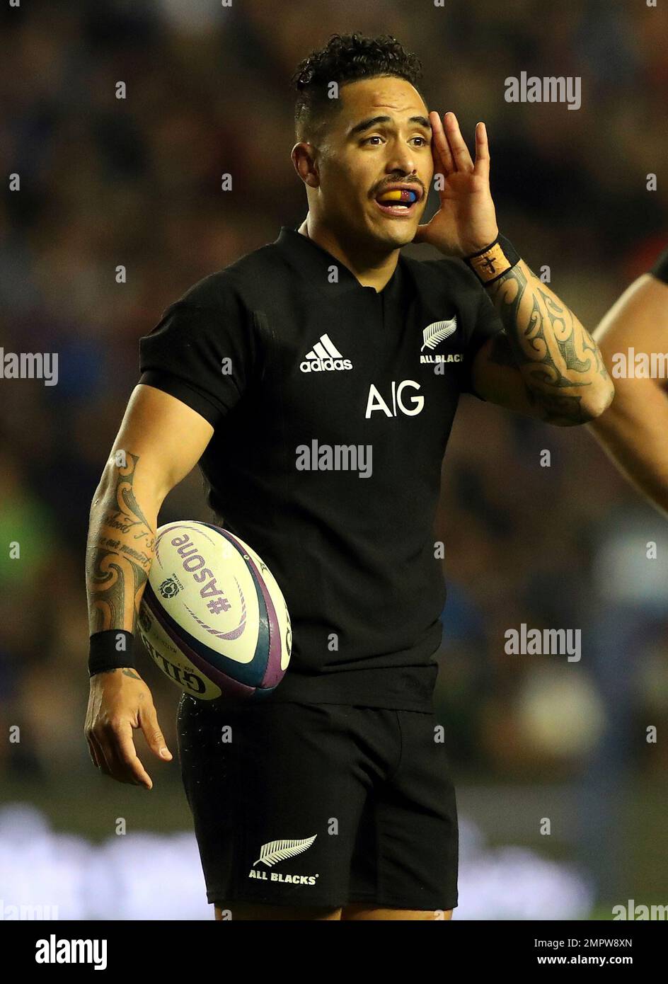 New Zealand's Aaron Smith reacts to a decision by the referee during their international rugby match against Scotland at Murrayfield, Edinburgh, Scotland, Saturday Nov. 18, 2017. (AP Photo/Scott Heppell) Stockfoto