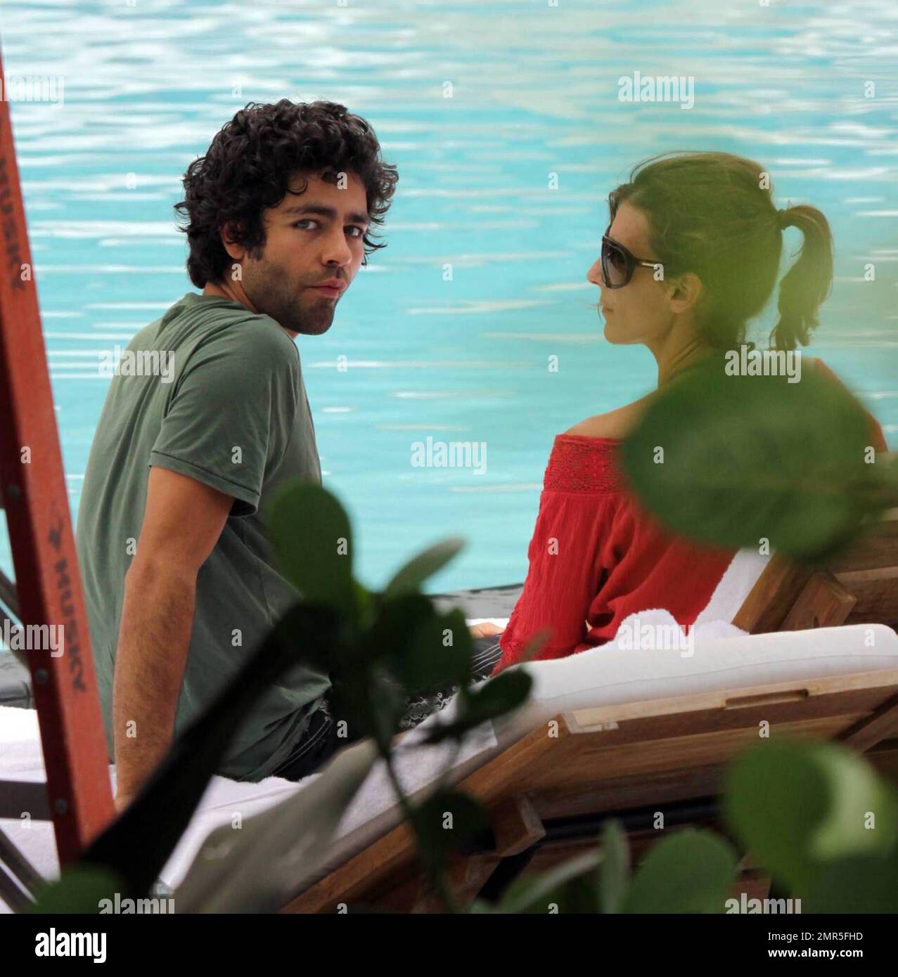 Adrian Grenier und Perrey Reeves verbringen den Nachmittag zusammen und ...