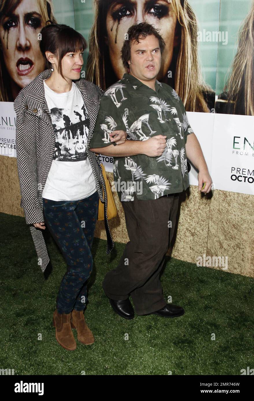 Jack Black und seine Frau Tanya Haden bei der Premiere von HBO's „Enlightened“ in Los Angeles, die auf dem Paramount Studios Lot stattfindet. Los Angeles, Kalifornien. 6. Oktober 2011. . Stockfoto