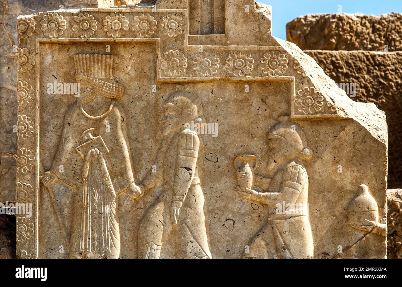 Relief Detail, Geschenke werden nach Darius dem Großen gebracht, Treppen des Darius Palastes, Persepolis, Persepolis, Iran, Asien Stockfoto Relief Detail, Geschenke werden nach Darius dem Großen gebracht, Treppen des Darius Palastes, Persepolis, Persepolis, Iran, Asien Stockfoto