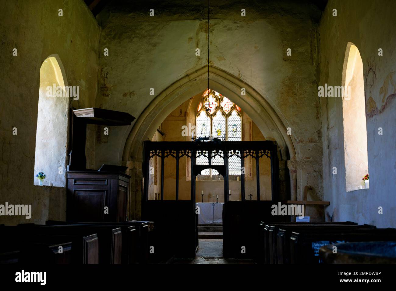 Mittelalterliche Wandmalereien der Hailes Church, Cheltenham, England. Stockfoto