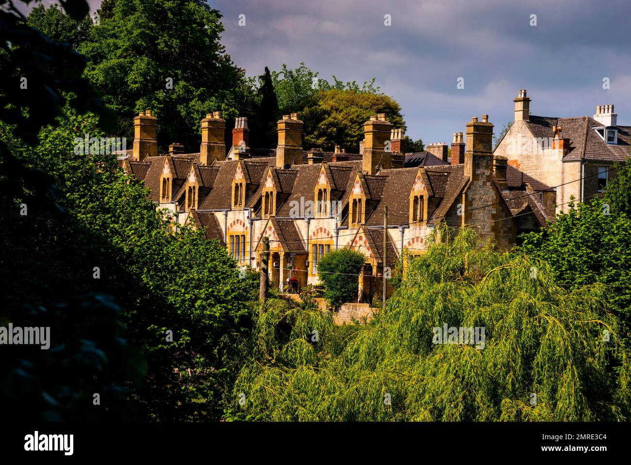 Dent's Terrace oder Winchcombe Almshouses, Cotswold District, Winchcombe, England. Stockfoto