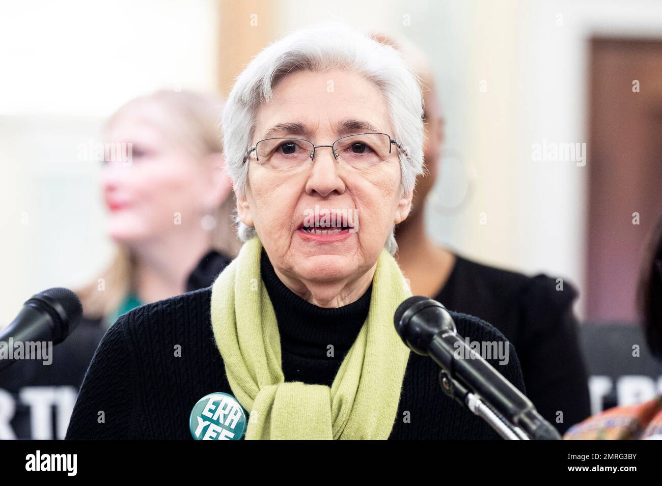 31. Januar 2023, Washington, District of Columbia, USA: ELEANOR SMEAL, Präsident der feministischen Mehrheitsstiftung, mit Reportern in den USA Capitol über eine Resolution zur Bestätigung der Ratifizierung der Gleichberechtigung. (Kreditbild: © Michael Brochstein/ZUMA Press Wire) NUR REDAKTIONELLE VERWENDUNG! Nicht für den kommerziellen GEBRAUCH! Stockfoto