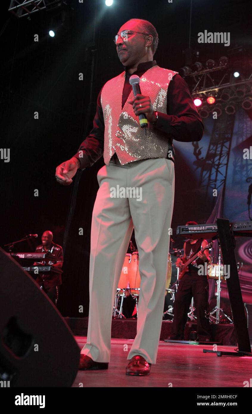 KC's Boogie Blast: The Ultimate Dance Party zeigte Auftritte von KC und der Sunshine Band, Gloria Gaynor, Sister Sledge und Tavares im Sound Advice Amphitheater in West Palm Beach, Florida am 07/09/06 Stockfoto