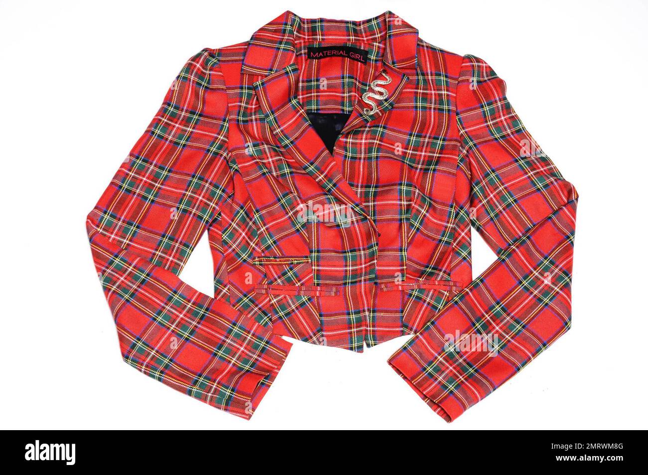 Die internationale Ikone und das weltberühmte Material Girl Madonna haben sich mit ihrer Tochter Lola zusammengetan, um eine neue, schnelle Junior-Kollektion zu entwerfen: „Material Girl“, die exklusiv bei Macy's erhältlich ist. Die Kollektion ist am 3. August in den Geschäften erhältlich – genau rechtzeitig für die Schuljahreszeit. Madonna sagt: „Lola hat Einfluss, Filme zu sehen, Musikvideos zu sehen – sie achtet darauf, was auf der Straße passiert und was die Leute tragen, und sie ist viel mehr modisch und kluger als ich zu diesem Zeitpunkt!“ Material Girl kombiniert harte und weiche Elemente wie ein Tutu-Kleid und St. Stockfoto