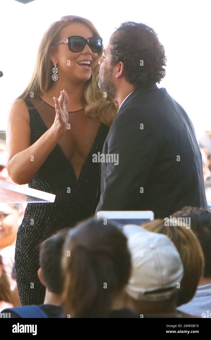 Brett Ratner präsentiert Mariah Carey ihren Star auf dem Hollywood Walk of Fame. Los Angeles, Kalifornien. 5. August 2015. Stockfoto