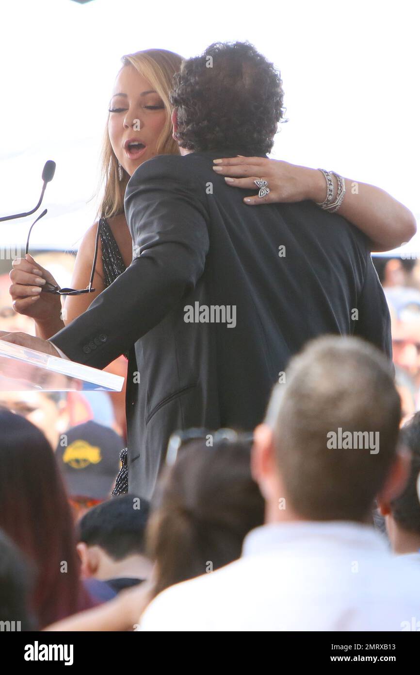 Brett Ratner präsentiert Mariah Carey ihren Star auf dem Hollywood Walk of Fame. Los Angeles, Kalifornien. 5. August 2015. Stockfoto
