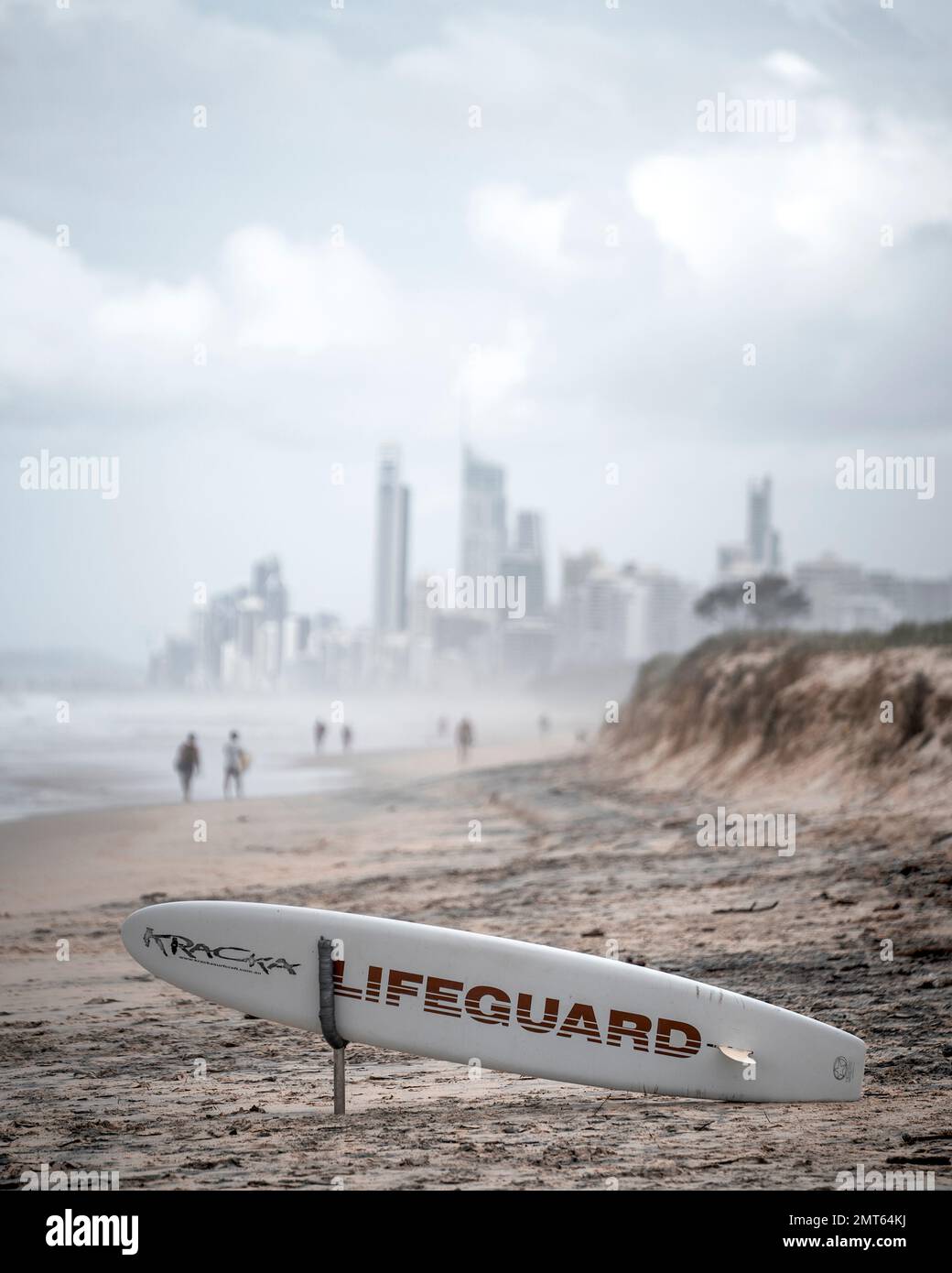 Nahaufnahme eines Surfbretts an der Küste von Gold Coast, Australien Stockfoto