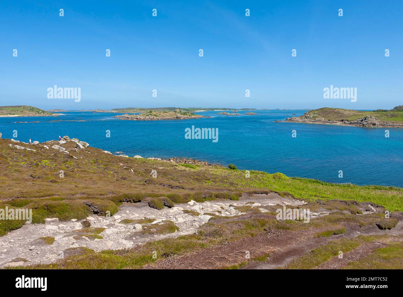 Blick über Gimble Porth vom Tregarthen Hill auf der Insel Tresco, Isles of Scilly, Großbritannien Stockfoto